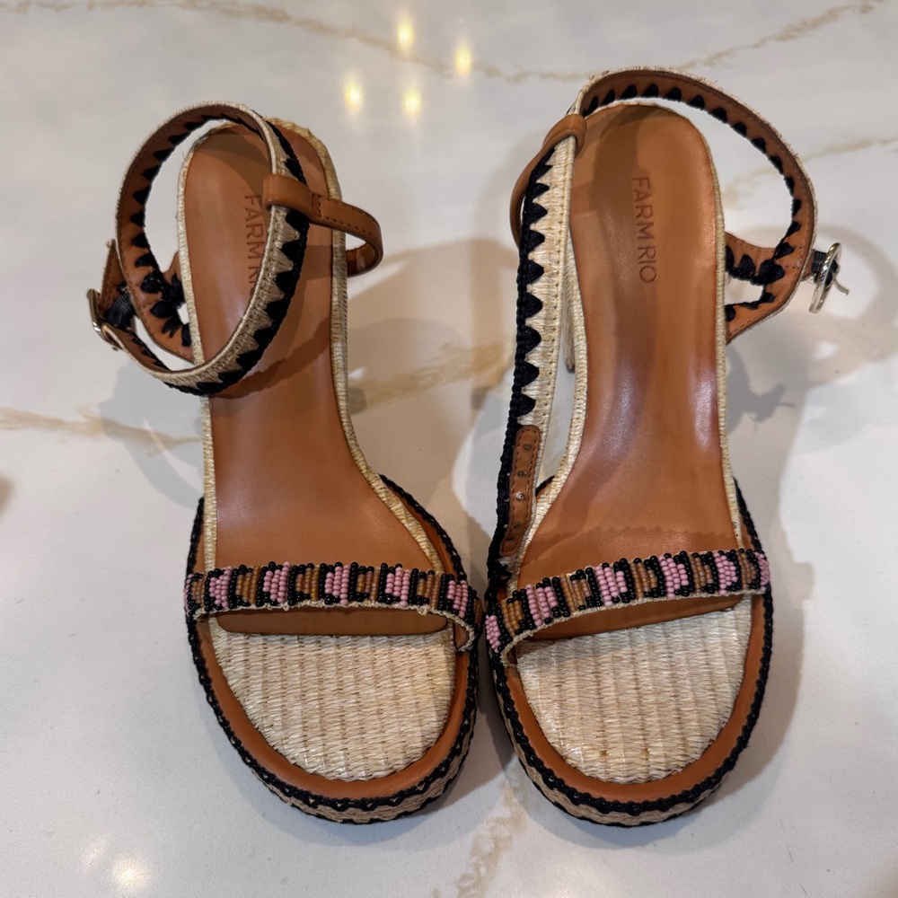 Brand New Farm Rio beaded heel platform sandals Size 9